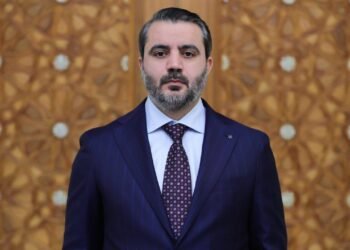 وزير خارجية سوريا يحذر إيران من نشر الفوضى في بلاده