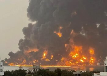 اليمن.. إجلاء موظف بمنظمة الصحة العالمية أصيب في الهجوم الإسرائيلي على مطار صنعاء الدولي