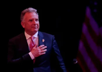 مبعوث ترامب للشرق الأوسط: زمن الصكوك البيضاء “قد ولى”!