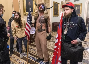 “أطلقوا سراحهم جميعًا واذهبوا للجحيم”.. ترامب ينفعل على فريقه بسبب متهمي “أحداث الكابيتول”