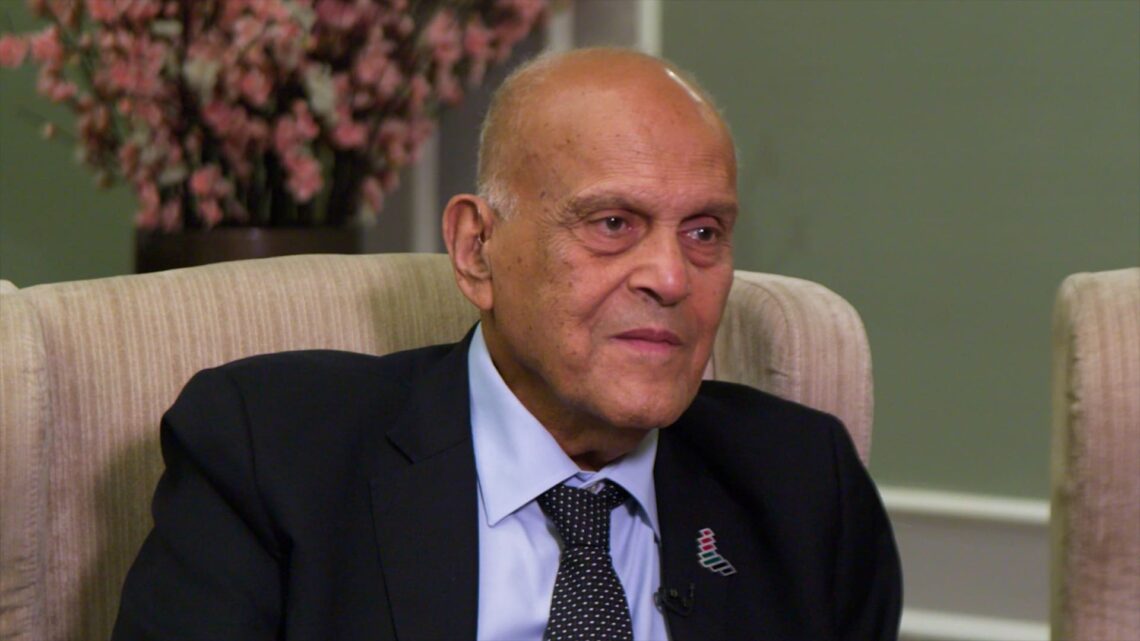 طبيب مصري يقود انجازًا طبيًا يعد الأول من نوعه في العالم