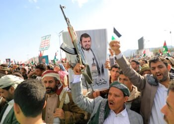 الحوثيون: نفذنا عمليتين ضد هدفين حيويين للعدو الإسرائيلي في منطقة “أم الرشراش” المحتلة