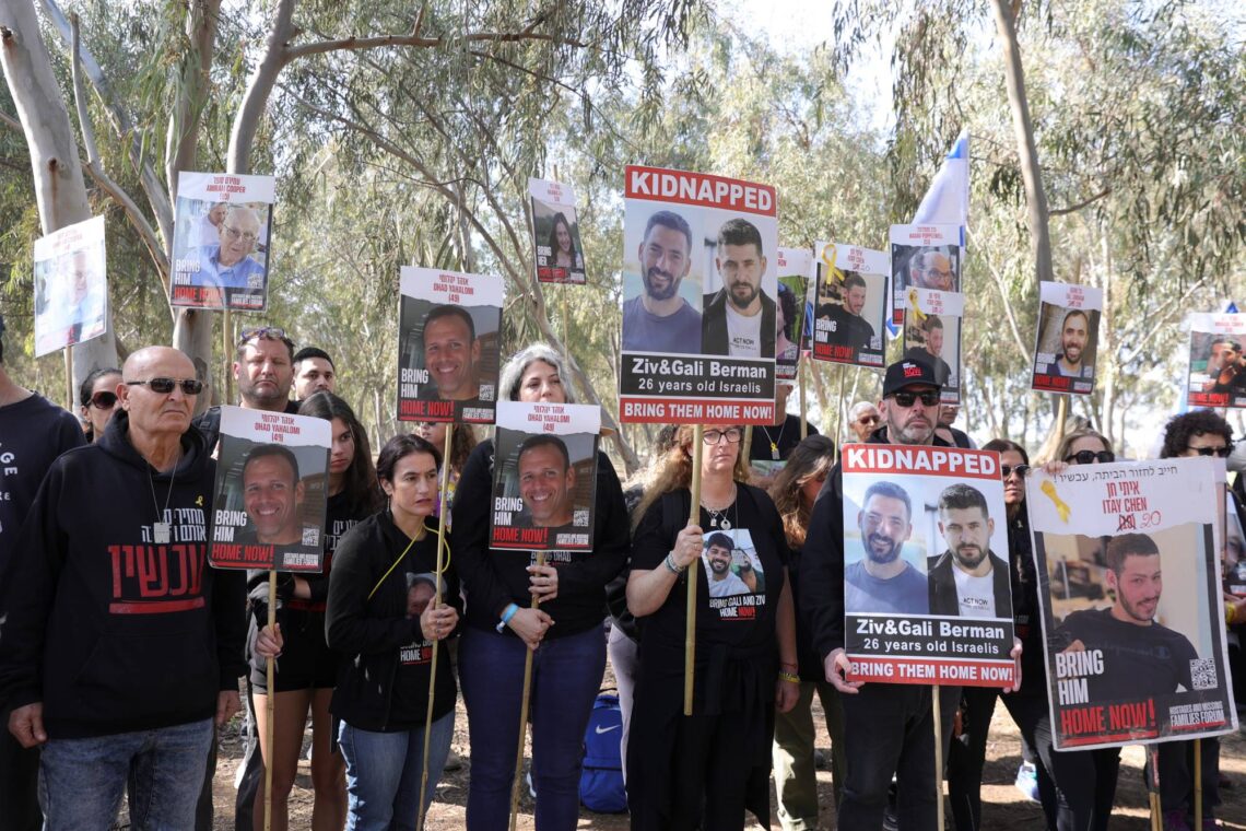 هيئة البث الإسرائيلية: تل أبيب وحماس تتوصلان إلى اتفاق أولي بشأن "صفقة التبادل"