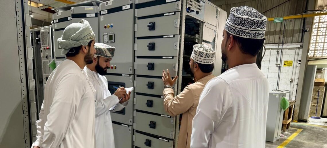 بدء تقييم المصانع العُمانية ضمن مشروع التحوّل للإنتاج الذكي