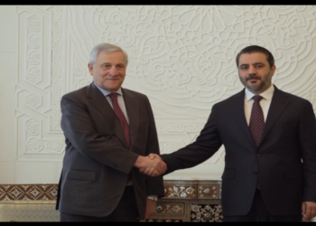 وزير الخارجية السوري يترأس وفدا رفيع المستوى في جولة أوروبية لتعزيز التعاون