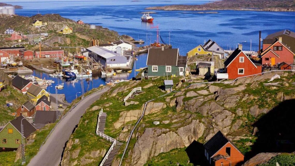 حلفاء ترامب بمجلس النواب يتداولون مشروع قانون لشراء غرينلاند