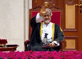 جلالةُ السُّلطان المعظم يشملُ برعايتِه السّاميةِ الكريمةِ المهرجان الطلابيَّ “نهضة عُمان المتجدّدة”