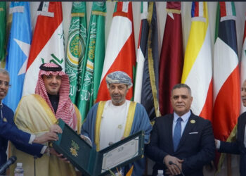 السلطان هيثم يتلقى أرفع وسام أمني عربي تقديرًا لدوره في تعزيز الاستقرار بالمنطقة