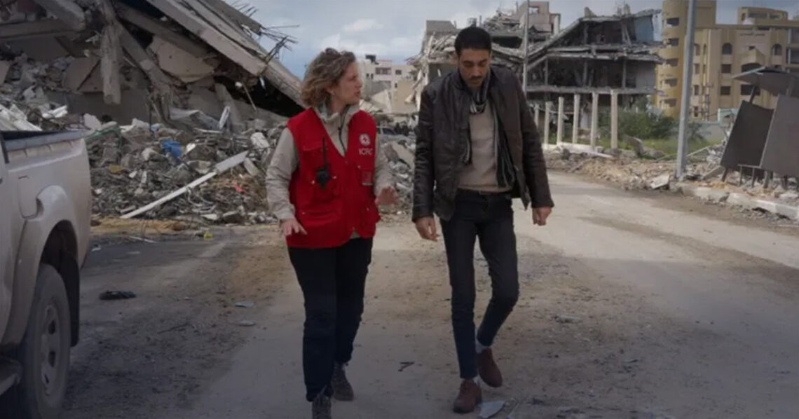 من هو الأسير هشام السيد؟ ولماذا سلمته حماس دون مراسم؟