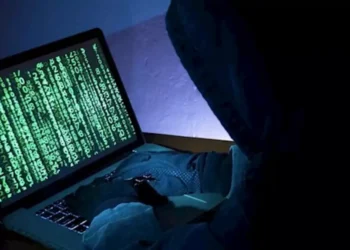 صحيفة "هآرتس": تسريب بيانات خطيرة تكشف عن هويات وعناوين الآلاف من حاملي الأسلحة في إسرائيل