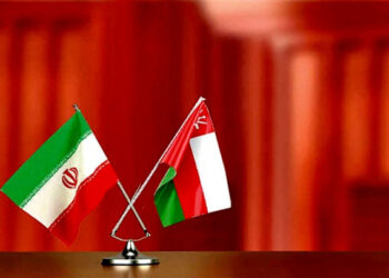 سلطنة عمان وإيران يبحثان إمكانية دعم خط شحن مباشر بين البلدين