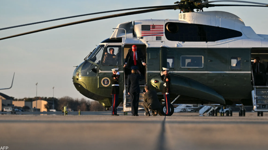 طائرة ترامب تربك حركة الطيران في واشنطن.. لهذا السبب