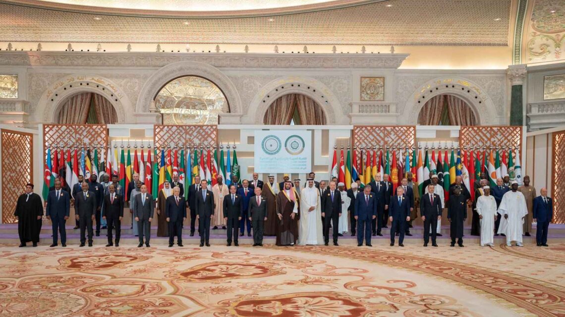 البيان الختامي للقمة العربية: دعم خطة مصر لإعمار غزة ورفض تهجير الفلسطينيين