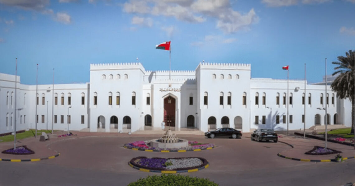 الخارجية العُمانية: استمرار العمليات العسكرية في اليمن يهدد استقرار المنطقة