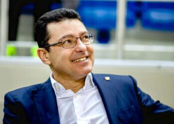 فاجعة في كتالونيا.. تفاصيل وفاة طبيب برشلونة في الفندق