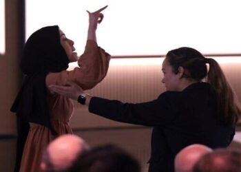 "مايكروسوفت" تطرد المهندسة المغربية "إبتهال أبو سعد" بعد اعتراضها العلني على دعم الشركة لإسرائيل