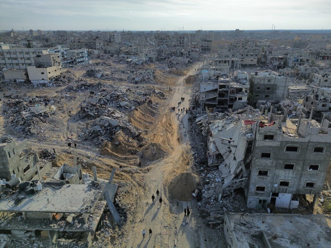 "بعيدا عن التهجير".. تفاصيل خطة مصرية عاجلة لإعمار قطاع غزة