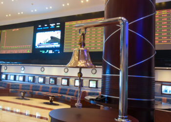 شركات عمانية توضح تأثير رسوم ترامب الجمركية على أنشطتها وأعمالها