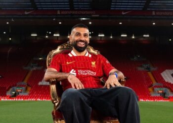 الهلال في مهب الرحيل.. لماذا تمسك صلاح باستكمال رحلته الذهبية؟