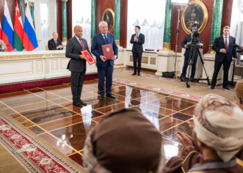 جلالةُ السُّلطان المعظّم والرئيسُ الرّوسي يشهدان التّوقيع على اتفاقيّةٍ وبرتوكولٍ و9 مذكّرات تفاهم