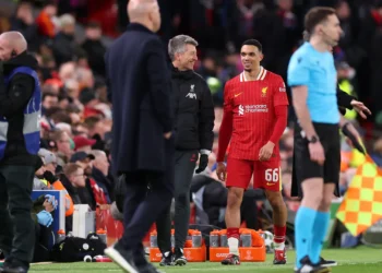 “ستتفاجأون لو قلت ذلك” .. رد جديد من سلوت على تطورات مستقبل آرنولد مع ليفربول