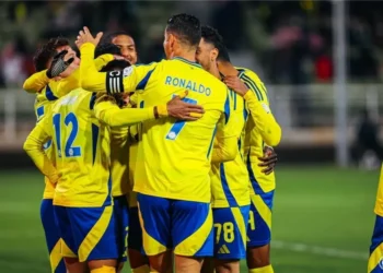 “ستكتب نهايتك بنفسك” .. هجوم على نجم النصر بعد إشاراته المستفزة لزملائه في الملعب!