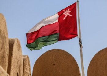 السبت.. بدء المفاوضات غير المباشرة بين إيران والولايات المتحدة في سلطنة عُمان