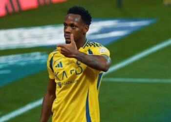 قبل دخول النصر مرحلة الحسم .. جون دوران أمام لجنة المنشطات!