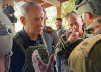 نتنياهو يصف جنودًا بالجيش الإسرائيلي بـ”الحشائش الضارة” ويهدد بطردهم