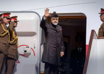 وفد عماني رفيع يرافق السلطان هيثم في زيارة دولة إلى مملكة هولندا