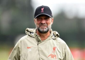 “يملك حلمين” .. صديق كلوب المقرب يفجر مفاجأة بخصوص ريال مدريد