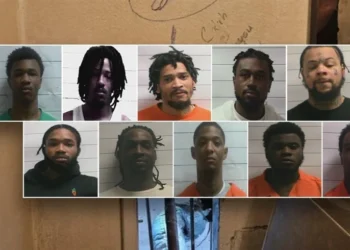 على طريقة أفلام هوليوود.. فرار جماعي من سجن أمريكي عبر مرحاض