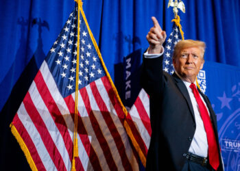 ترامب يعلن موافقته على تأجيل فرض الرسوم الجمركية على الاتحاد الأوروبي إلى 9 يوليو المقبل