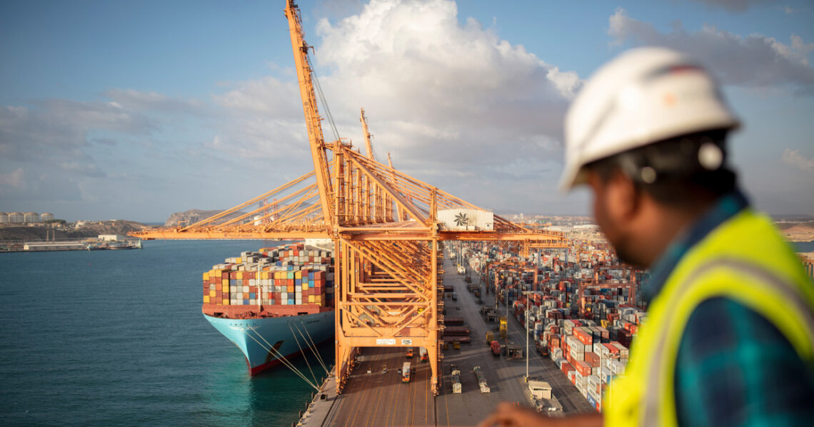 تقرير دولي: جهاز الاستثمار العماني نموذج ناجح للتحول نحو اقتصاد مستدام ومتنوع