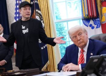 بعدما وصفه بـ "المجنون".. إيلون ماسك يدعم مساءلة ترامب ويلقي "القنبلة الكبرى"