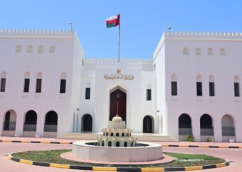 سلطنة عُمان تتضامن مع دولة قطر فيما تتخذه من إجراءات تحفظ أمنها