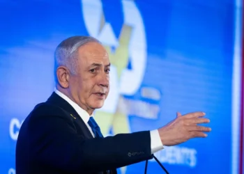 نتنياهو: نتعرض لخسائر كبيرة وموجعة جراء الضربات الإيرانية