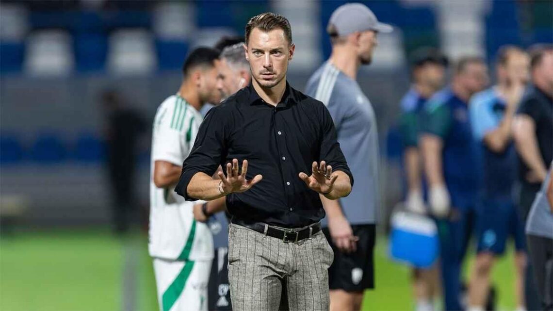 “وعدوا يايسله بضم لاعب دورتموند” .. كواليس جديدة من الأهلي والمدير يرفض “مهمة اللاعبين السعوديين”!