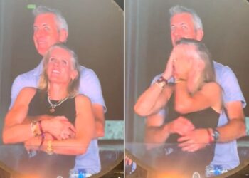 "علاقة سرية" بين مدير شركة وموظفه تعمل لديه تكشفها شاشة عرض ضخمة خلال حفلة "كولدبلاي" (فيديو)