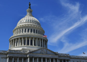 اقترحه الرئيس الأمريكي.. الكونغرس يقر مشروع قانون "التخفيضات الضريبية الكبيرة وخفض الإنفاق"