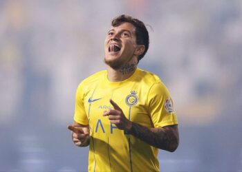 في ظل اهتمام الأهلي والقادسية .. أوتافيو يختار فريق سعودي ثالث للانضمام له!