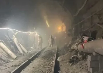 تشيلي تسابق الزمن لإنقاذ عالقين داخل أكبر منجم نحاس