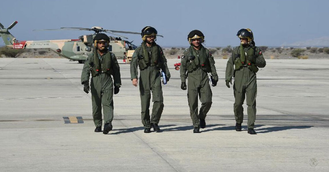 فتح باب التجنيد بسلاح الجو السلطاني العماني