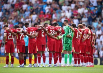 يأس من الطريق المسدود لإيزاك .. ليفربول يحيي اهتمامه بنجم باريس سان جيرمان سعيًا لحسم قريب